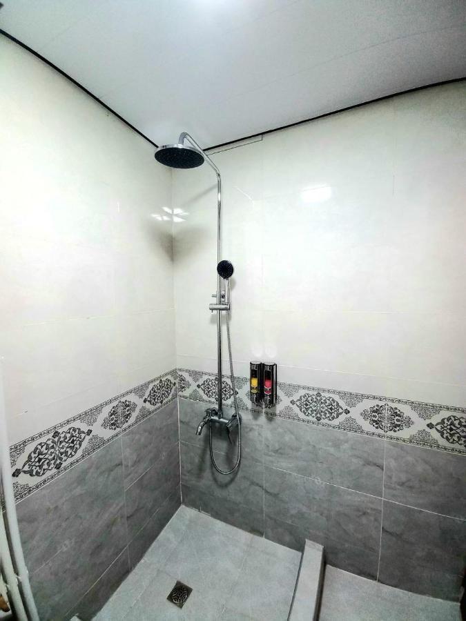 Colibri Hostel Samarkand Exterior foto